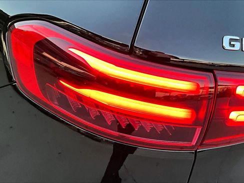 Used 2024 Mercedes-Benz GLB 250 image 31