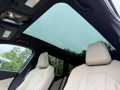 New 2025 BMW X3 xDrive30i w/ Convenience Package image 15