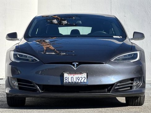 Used 2019 Tesla Model S 100D image 9