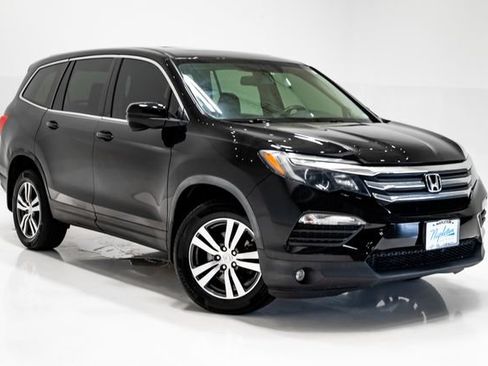 Used 2017 Honda Pilot EX-L image 6