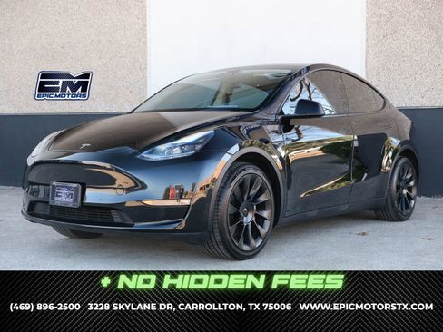 Used 2022 Tesla Model Y Long Range image 1