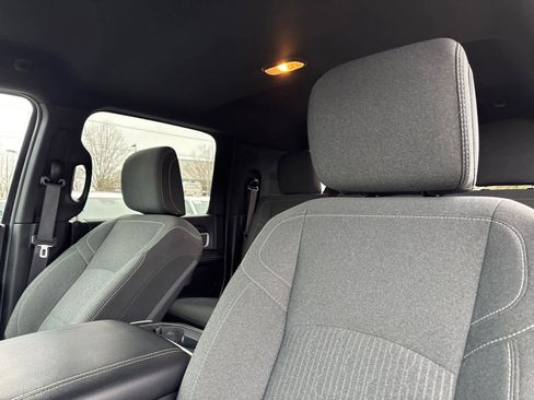 Used 2022 RAM 2500 Big Horn w/ Night Edition AWD/4WD image 14