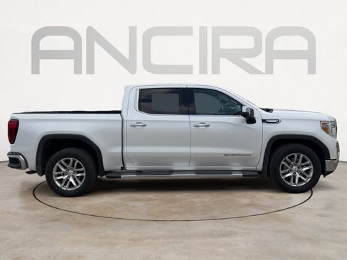 Used 2022 GMC Sierra 1500 SLT RWD image 10
