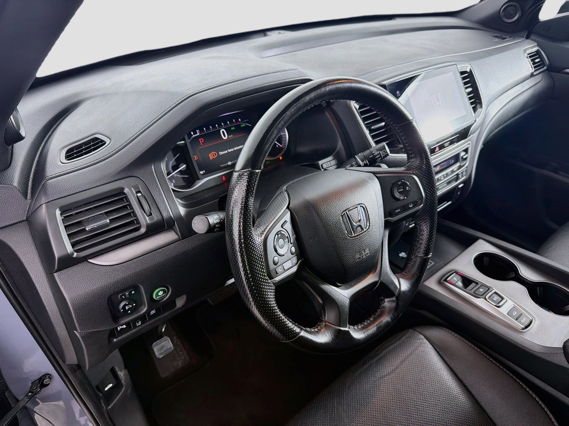 Used 2025 Honda Passport EX-L image 26