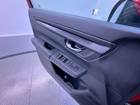 Used 2025 Honda CR-V LX image 29