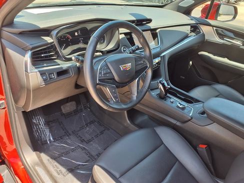 Certified 2023 Cadillac XT5 Premium Luxury FWD image 18