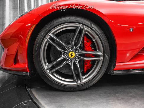 Used 2021 Ferrari 812 GTS image 55
