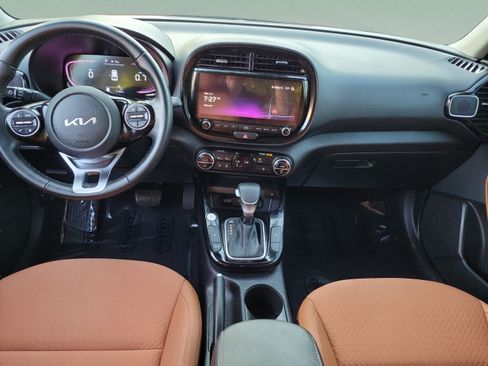 Certified 2024 Kia Soul EX w/ Option Group 015 FWD image 10