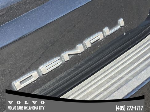 Used 2024 GMC Yukon XL Denali w/ Max Trailering Package image 9