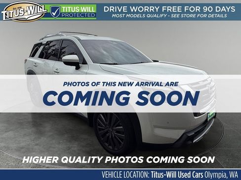 Used 2023 Nissan Pathfinder SL w/ SL Premium Package AWD/4WD image 1