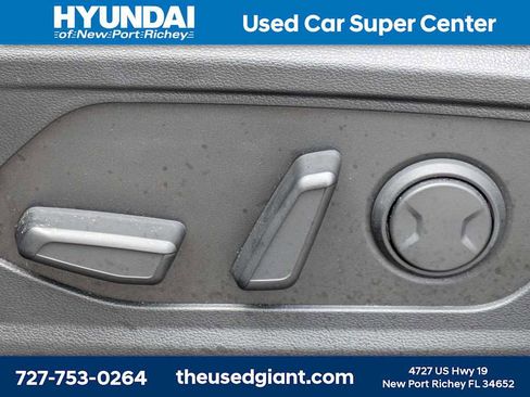Certified 2025 Hyundai Tucson SEL FWD image 23