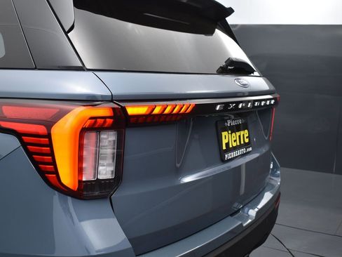 New 2026 Ford Explorer Active image 23