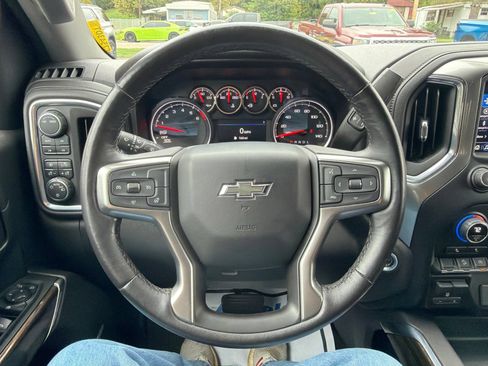 Used 2021 Chevrolet Silverado 1500 LT Trail Boss w/ Convenience Package II AWD/4WD image 18