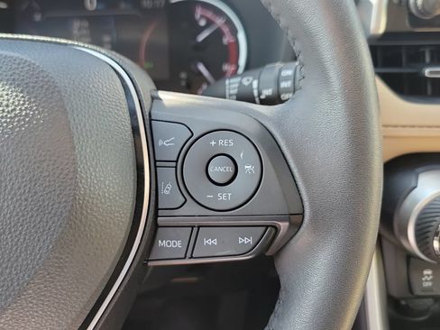 Certified 2023 Toyota RAV4 XLE Premium FWD image 21