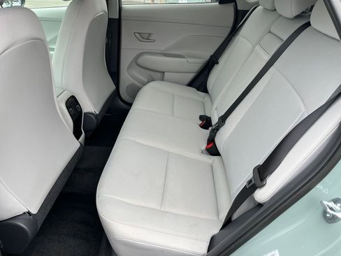 Used 2025 Hyundai Kona SEL image 23