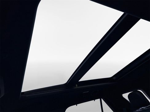 Used 2021 Ford Explorer ST w/ Equipment Group 401A image 23