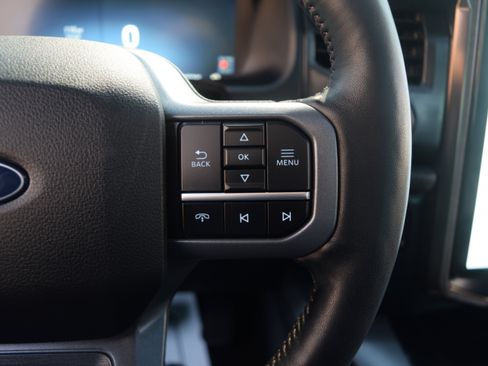 Used 2024 Ford F150 Lightning Lariat image 5