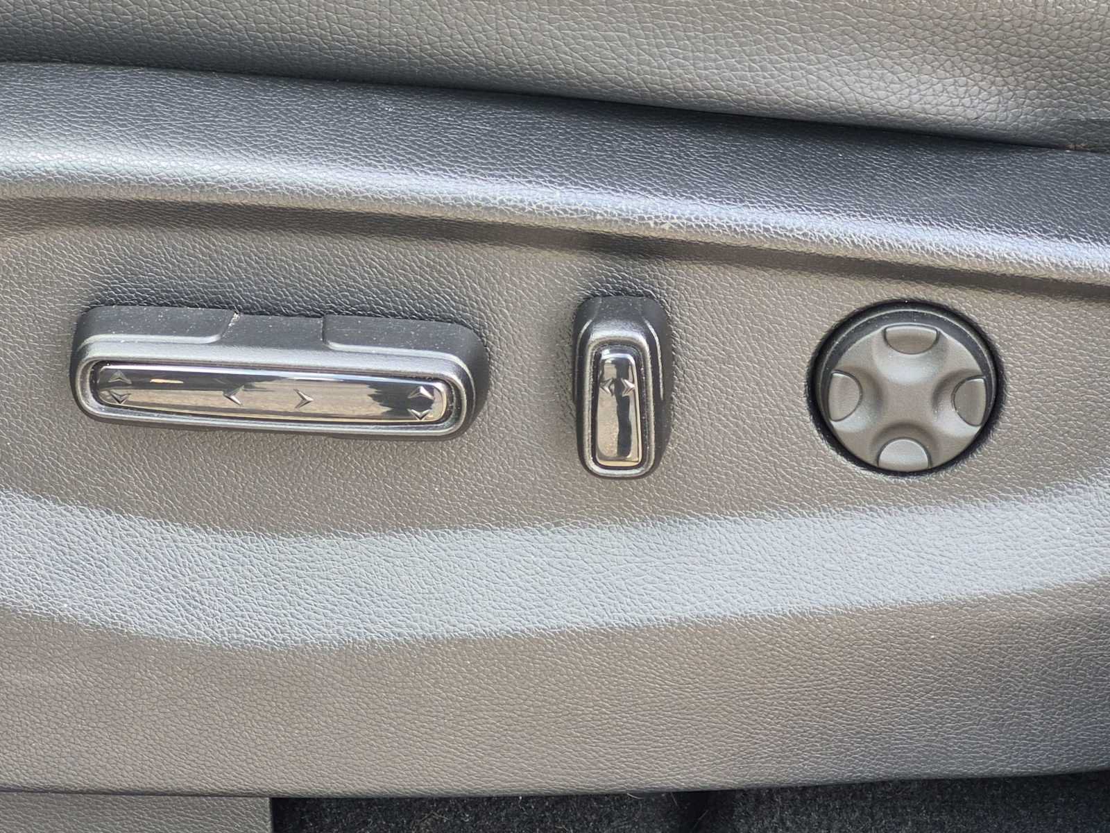 Certified 2025 Honda Odyssey EX-L image 17