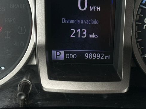 Used 2019 Toyota Tacoma SR5 image 21