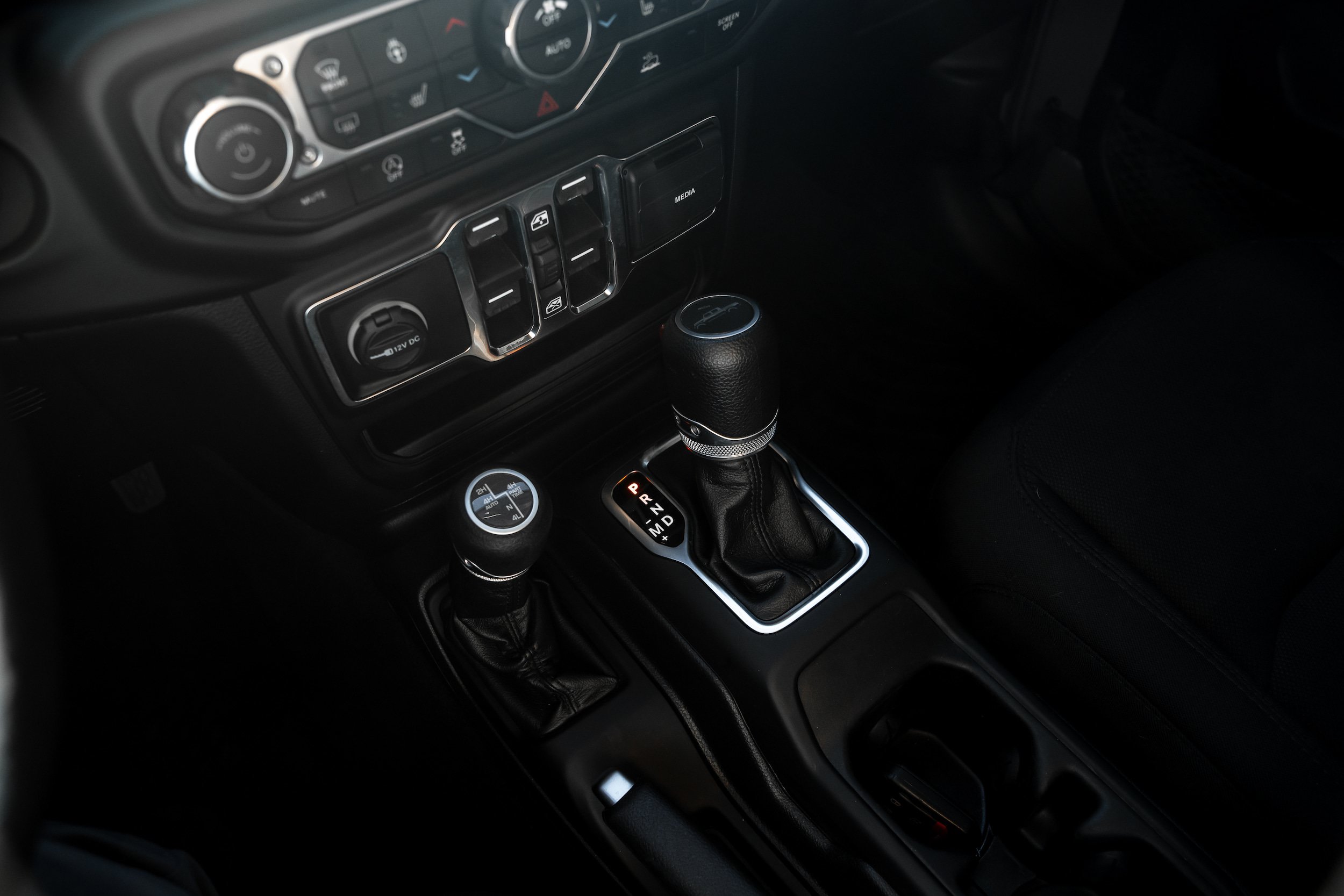 Used 2021 Jeep Gladiator Sport AWD/4WD image 22