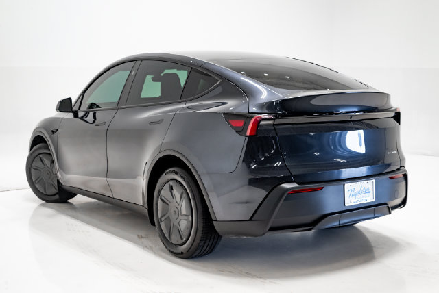 Used 2026 Tesla Model Y Long Range AWD/4WD image 23