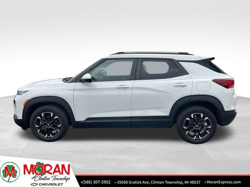 Certified 2023 Chevrolet TrailBlazer LT FWD image 3