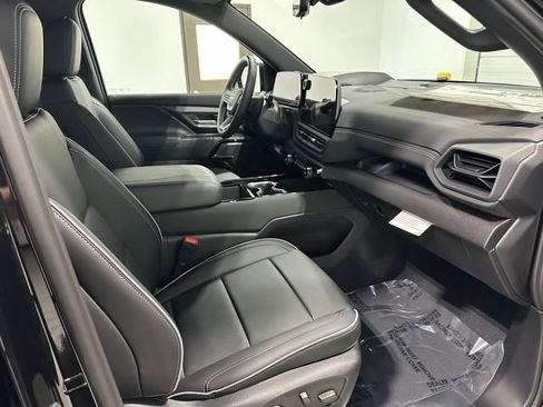 New 2026 Chevrolet Silverado EV LT w/ Premium Package AWD/4WD image 7