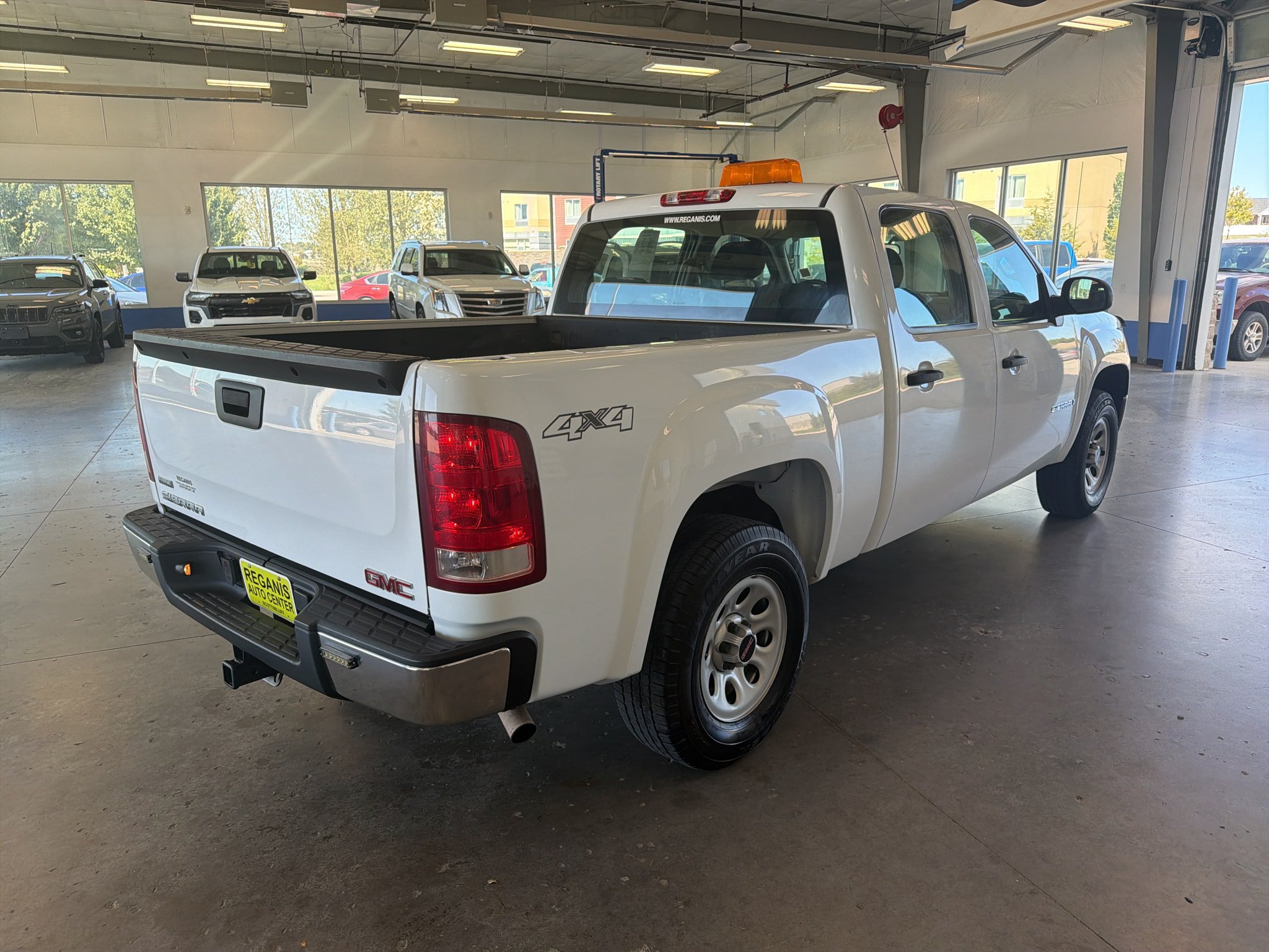 Used 2008 GMC Sierra 1500 W/T AWD/4WD image 5