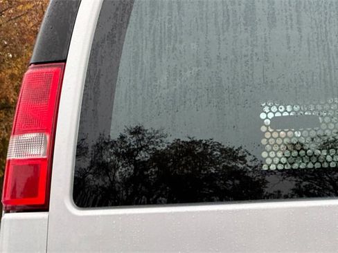 Used 2023 GMC Savana 2500 w/ Driver Convenience Package image 41