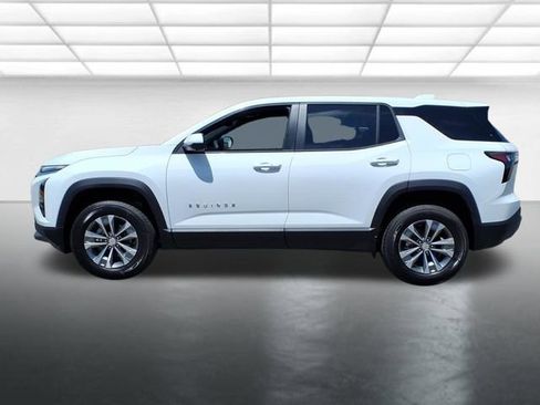 New 2026 Chevrolet Equinox LT FWD image 2