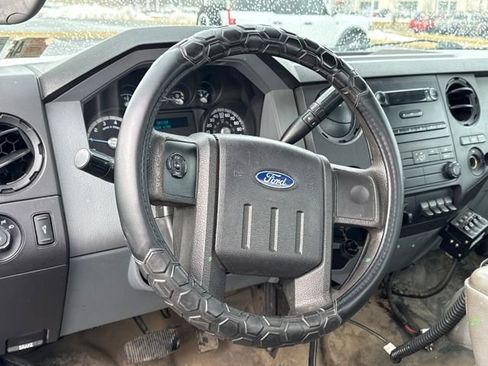 Used 2012 Ford F250 XL w/ Skid Plate Pkg image 21