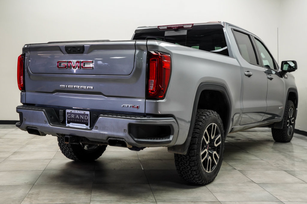 Used 2023 GMC Sierra 1500 AT4 w/ Technology Package AWD/4WD image 13