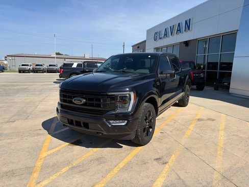 Used 2023 Ford F150 Lariat w/ Equipment Group 502A High AWD/4WD image 3