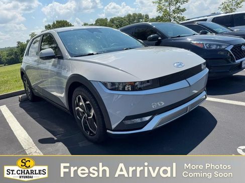 Used 2024 Hyundai Ioniq 5 SE RWD image 1