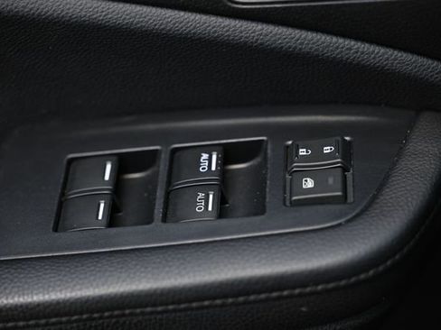 Used 2022 Honda Pilot EX-L image 17