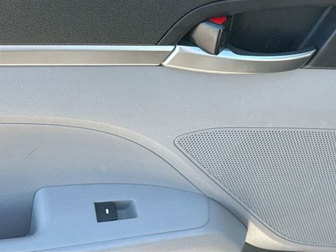 Used 2020 Hyundai Elantra SE image 12