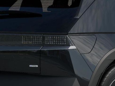 New 2025 Hyundai Ioniq 5 SEL image 10