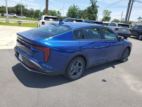 New 2026 Kia K4 FWD image 4