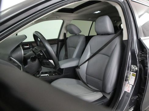 Used 2018 Subaru Outback 3.6R Limited AWD/4WD image 50