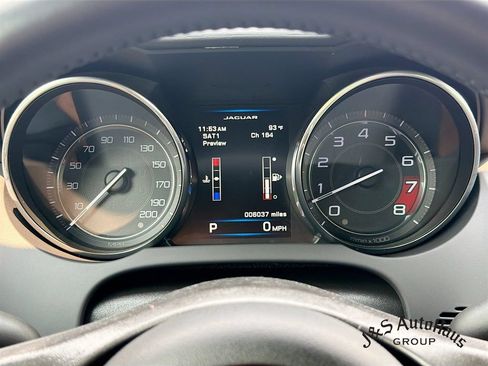 Used 2015 Jaguar F-TYPE R RWD image 15
