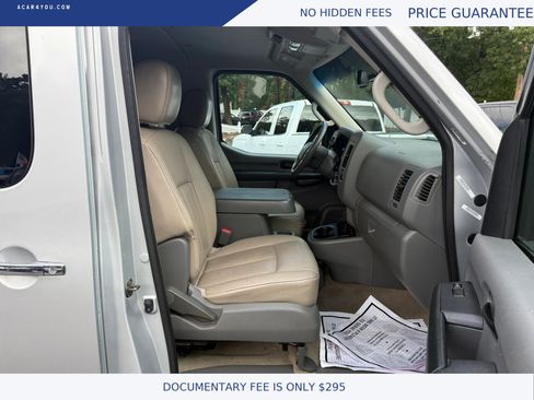Used 2012 Nissan NV 3500 SL w/ Technology Pkg image 12