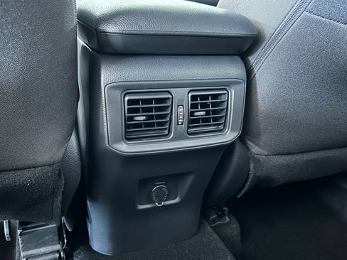 Used 2025 Toyota RAV4 LE AWD/4WD image 52