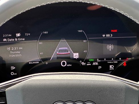 New 2025 Audi Q5 Premium image 24