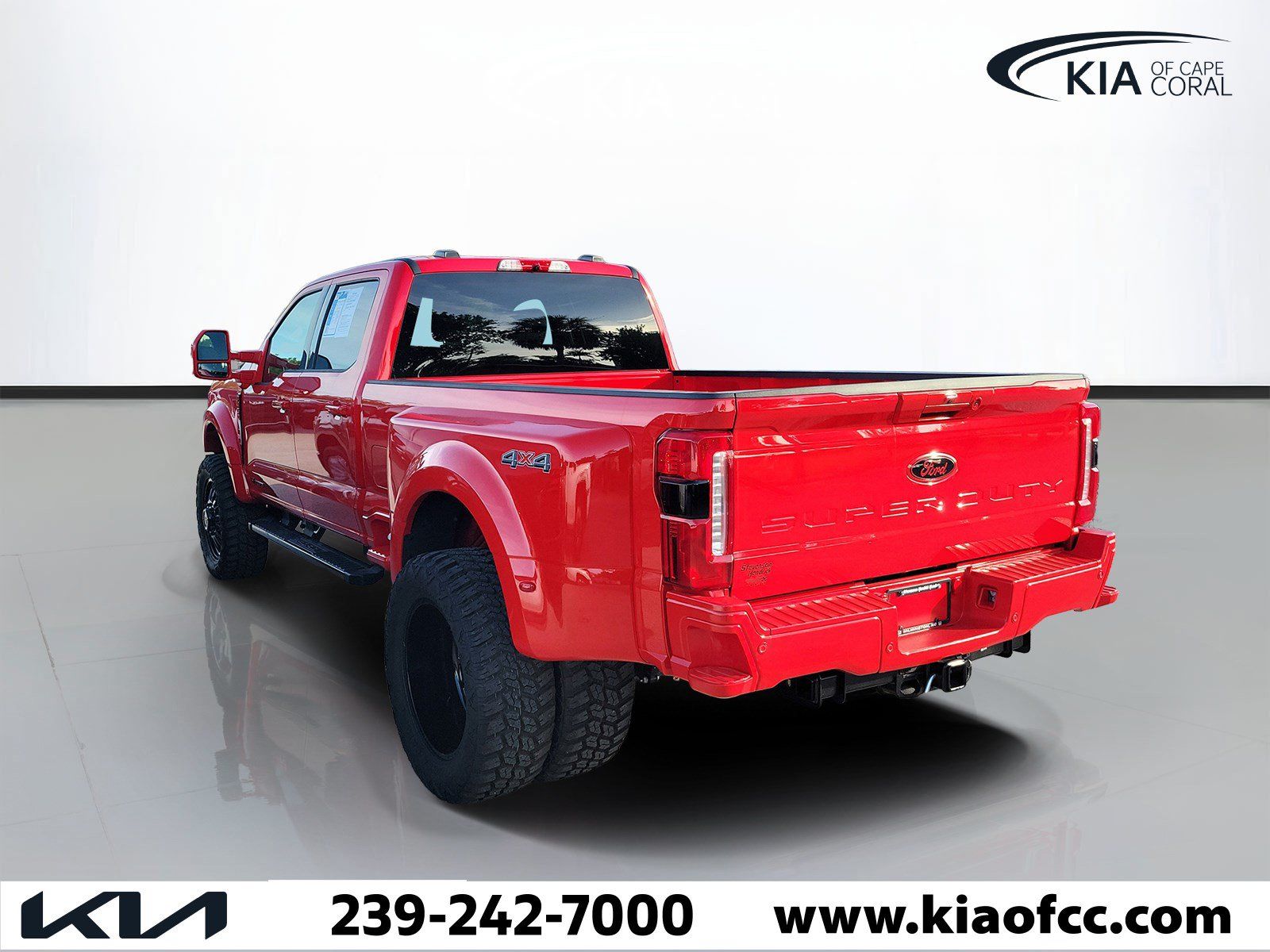 Used 2026 Ford F450 Lariat AWD/4WD image 4
