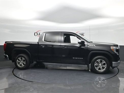 Used 2020 GMC Sierra 1500 SLE w/ SLE Value Package image 6