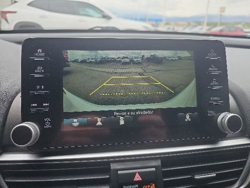 Used 2018 Honda Accord EX image 18