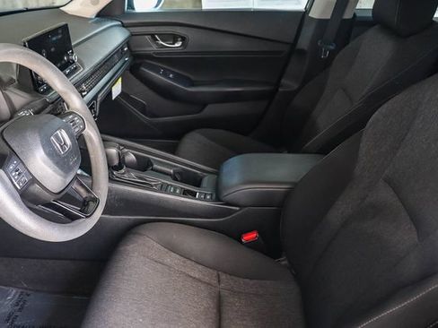 Used 2023 Honda Accord EX image 20