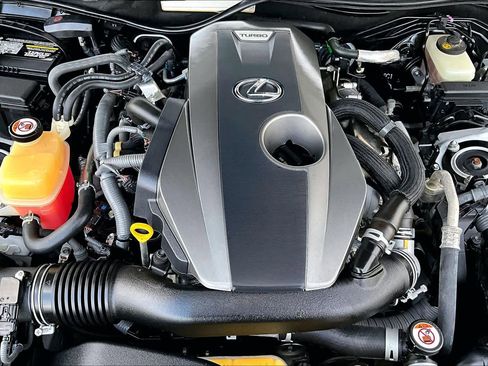 Used 2018 Lexus IS 300 F Sport w/ F Sport Package image 32