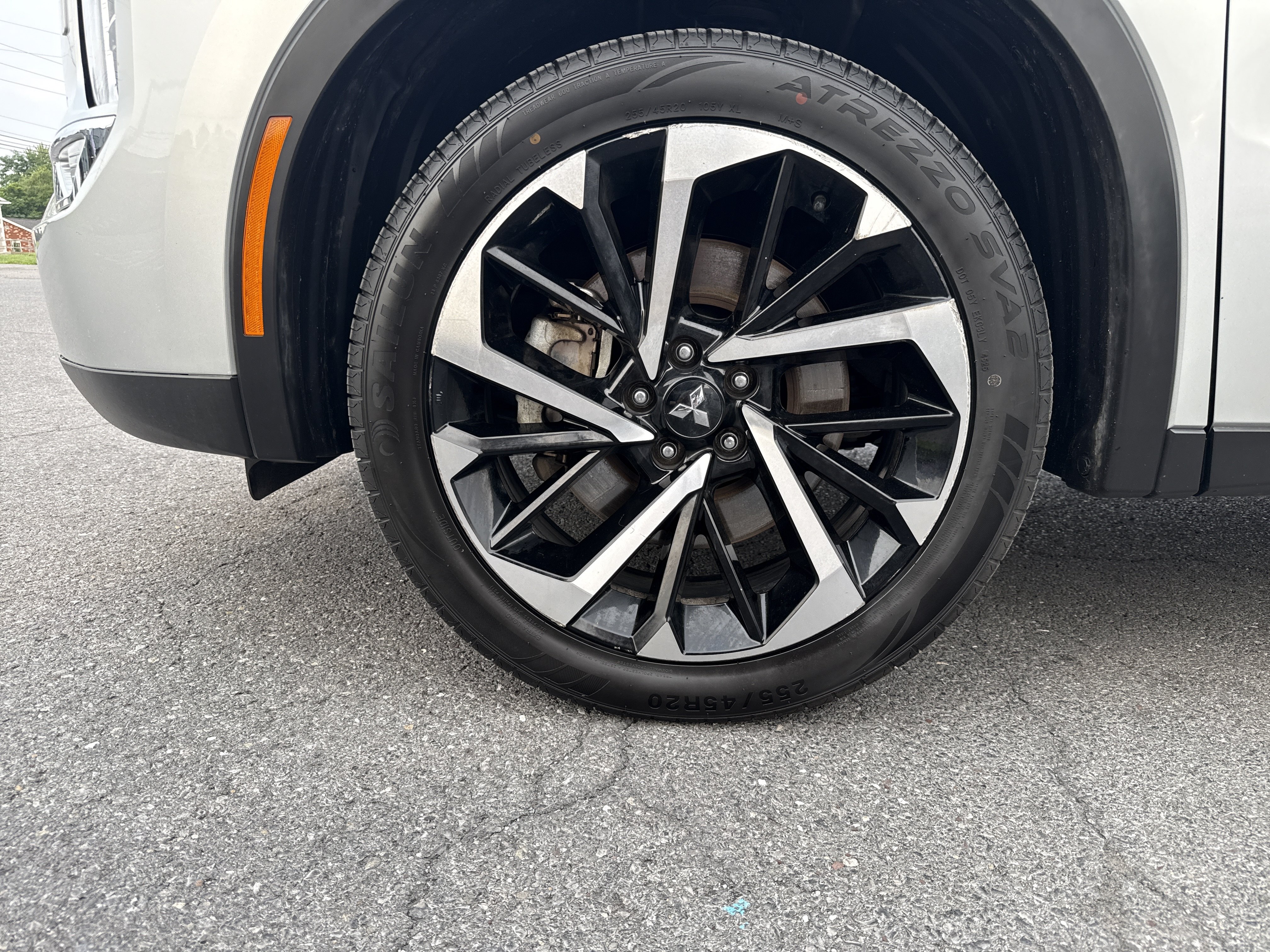 Used 2024 Mitsubishi Outlander SE AWD/4WD image 11