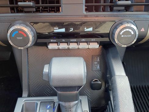 Used 2024 Toyota Tacoma SR5 image 23